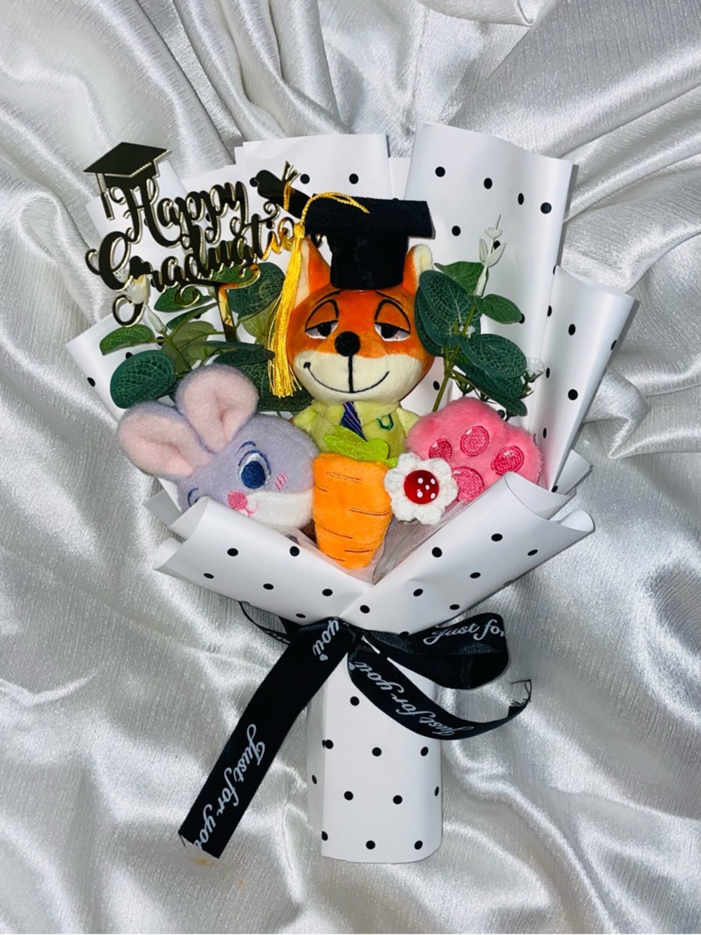 ZOOTOPIA graduation bouquet